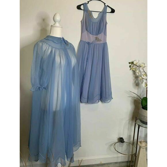 Vintage 60s Shadowline Peignoir Set Robe Gown Light Blue Nylon Sz S nightgown - Picture 7 of 11